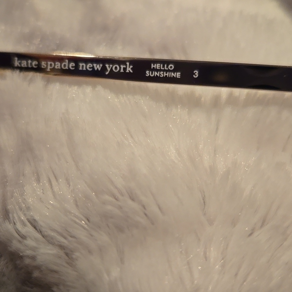 Kate Spade Maryam Gold and Black Oversized Sunglasses Brand New in Case - Picture 7 of 14